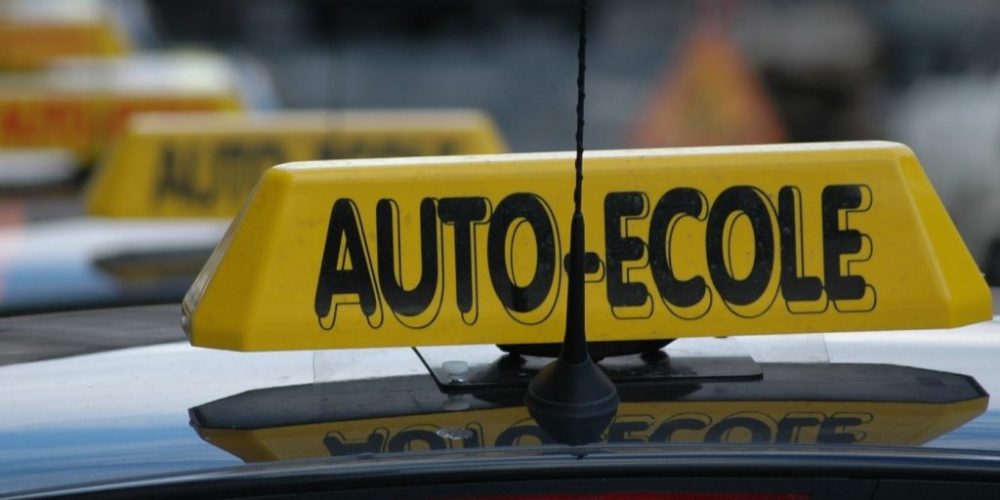 النصب يورط مدرب سياقة بإحدى مؤسسات تعليم السياقة في جماعة آيت اعميرة