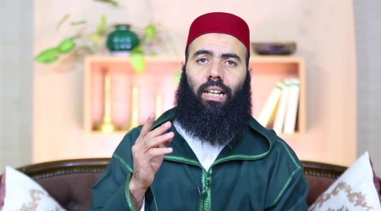 قرار إلغاء محاضرة بأكادير للداعية ياسين العمري يثير الجدل