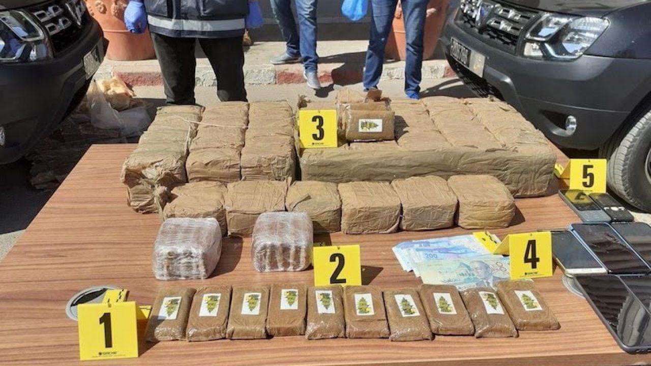 ضبط حوالي 54 ألفا من الحبوب المهلوسة والمؤثرات العقلية من نوع “ريفوتريل” و”ترانكيمازين”