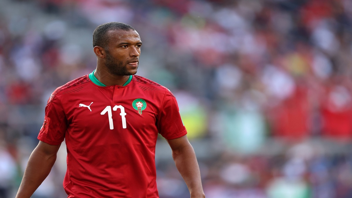 الكعبي يحترم قرار مدرب الأسود الذي لم يوجه له الدعوة