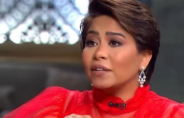 شيرين عبد الوهاب تعلن عن مدير أعمالها الحالي