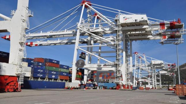 مستخدمو الوكالة الوطنية للموانئ يستعدون لخوض إضراب إنذاري