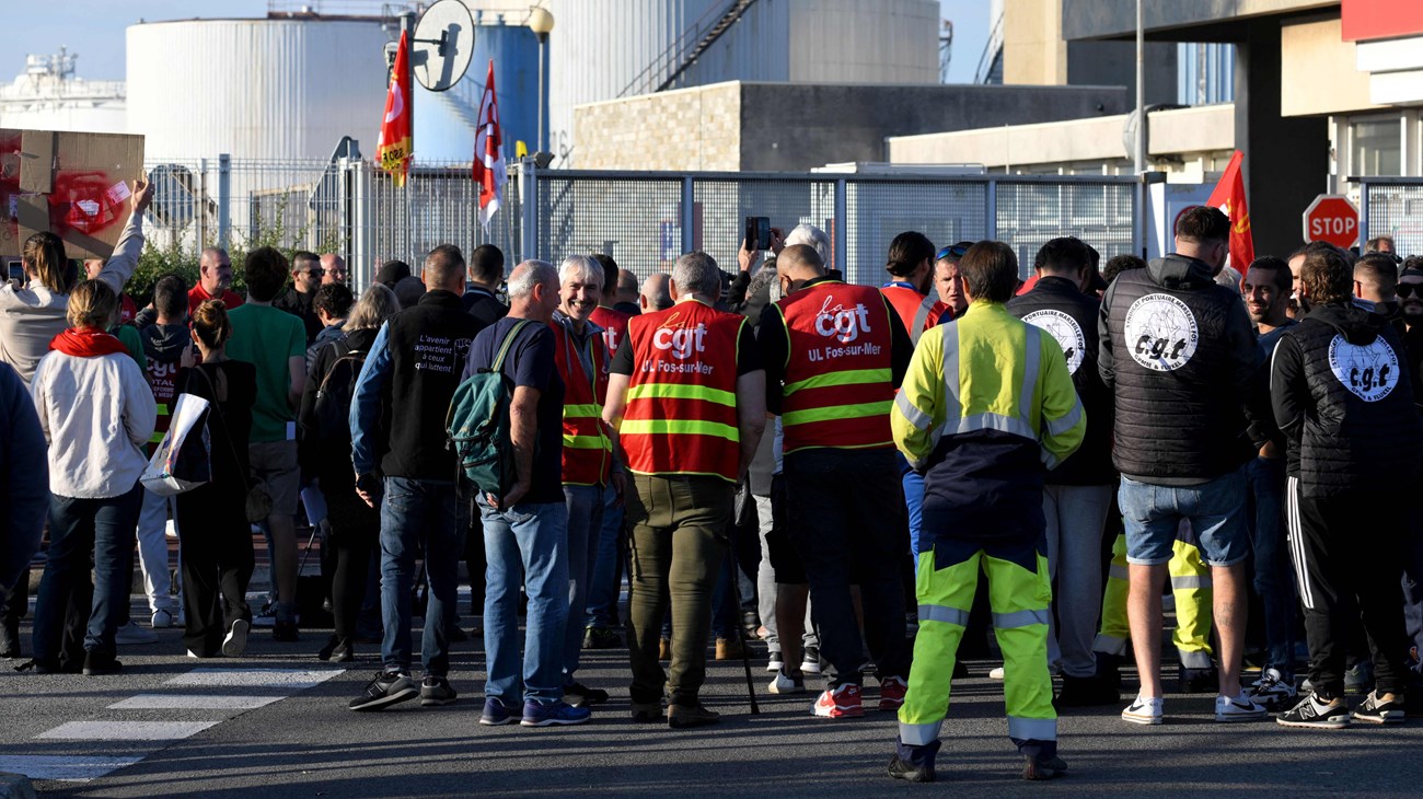 المصاف في فرنسا تستأنف العمل بعد الإضراب