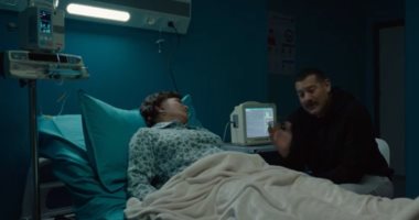  عمرو يوسف: “لبلبة تحضر نفسها جيدًا لكل مشهد وتجهز أسئلة للمخرج وكل مشهد تقدمه تتعامل معه على أنه تحدي”