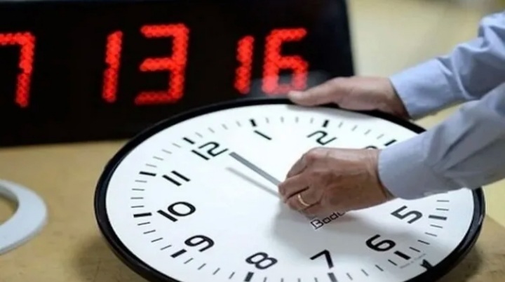 العودة إلى التوقيت الصيفي (غرينيتش +1) يوم الأحد القادم