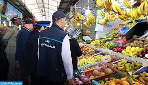 اللجنة الإقليمية لمراقبة الأسعار في جولات في العديد من الأسواق المحلية والمراكز التجارية بالناظور