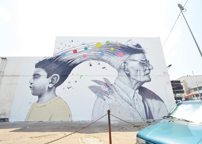 هل ثقافتنا تتعرض للتغيير أم التجديد….؟