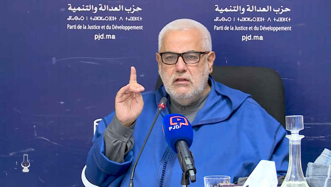 عبد الإله ابن كيران يحذر الصيادلة من مستقبل يهدد مهنتهم