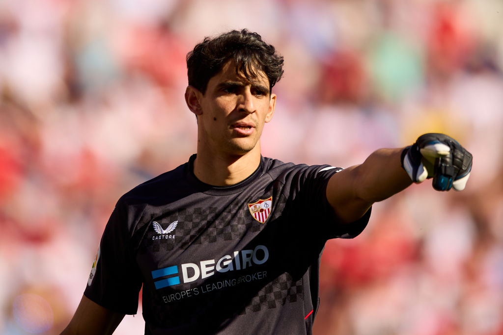 الإتحاد الدولي لكرة القدم “فيفا” يشيد بالمستوى لياسين بونو