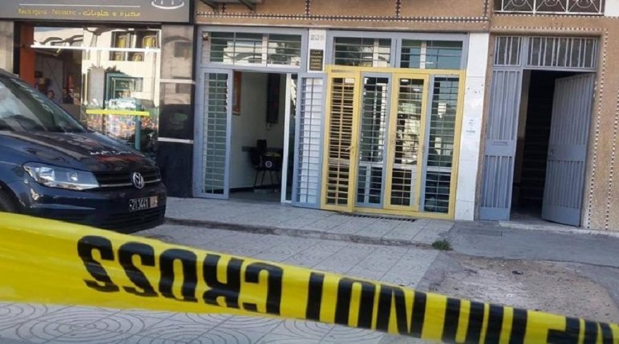 اقتحام وكالةٍ لتحويل الأموال عن طريق إحداث فتحة في الحائط الجانبي للوكالة