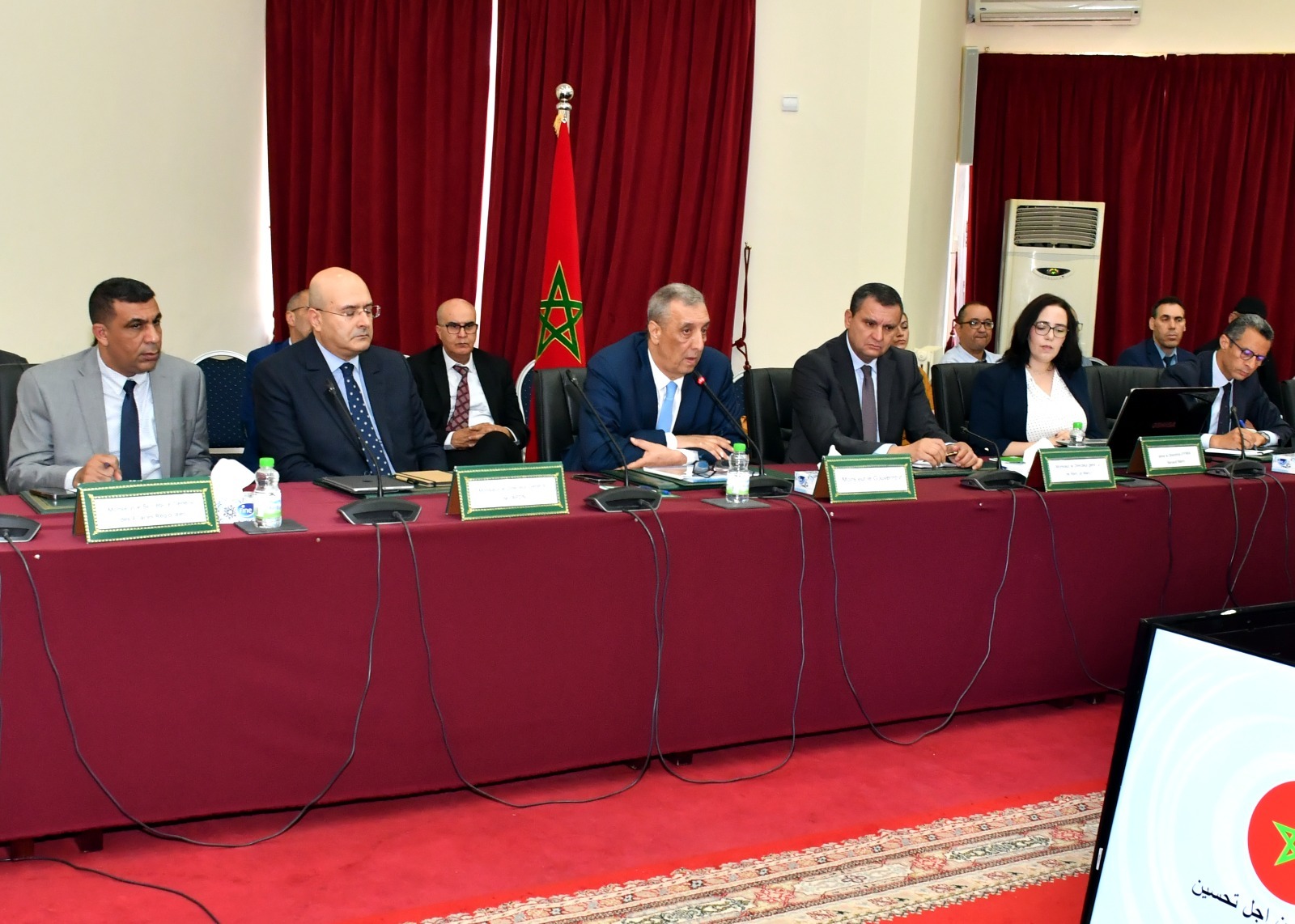 انعقاد اجتماع تطرق الى آليات تحسين مناخ الأعمال بإقليم الحسيمة