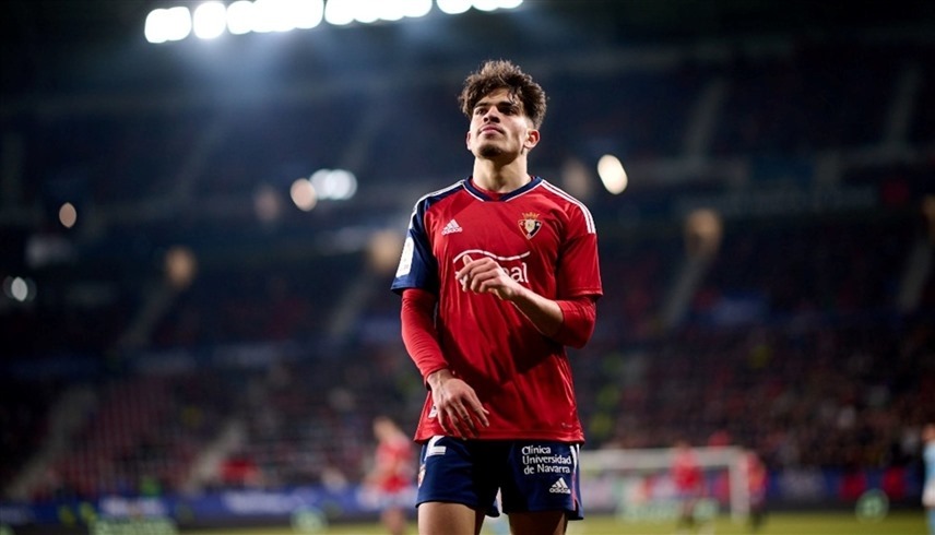 تشافي يسعى لاختبار المغربي عبد الصمد الزلزولي في فترة الإعداد للموسم المقبل