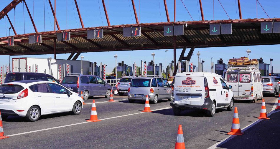 نارسا تدعو مستعملي الطريق إلى ضرورة مضاعفة الحيطة والحذر