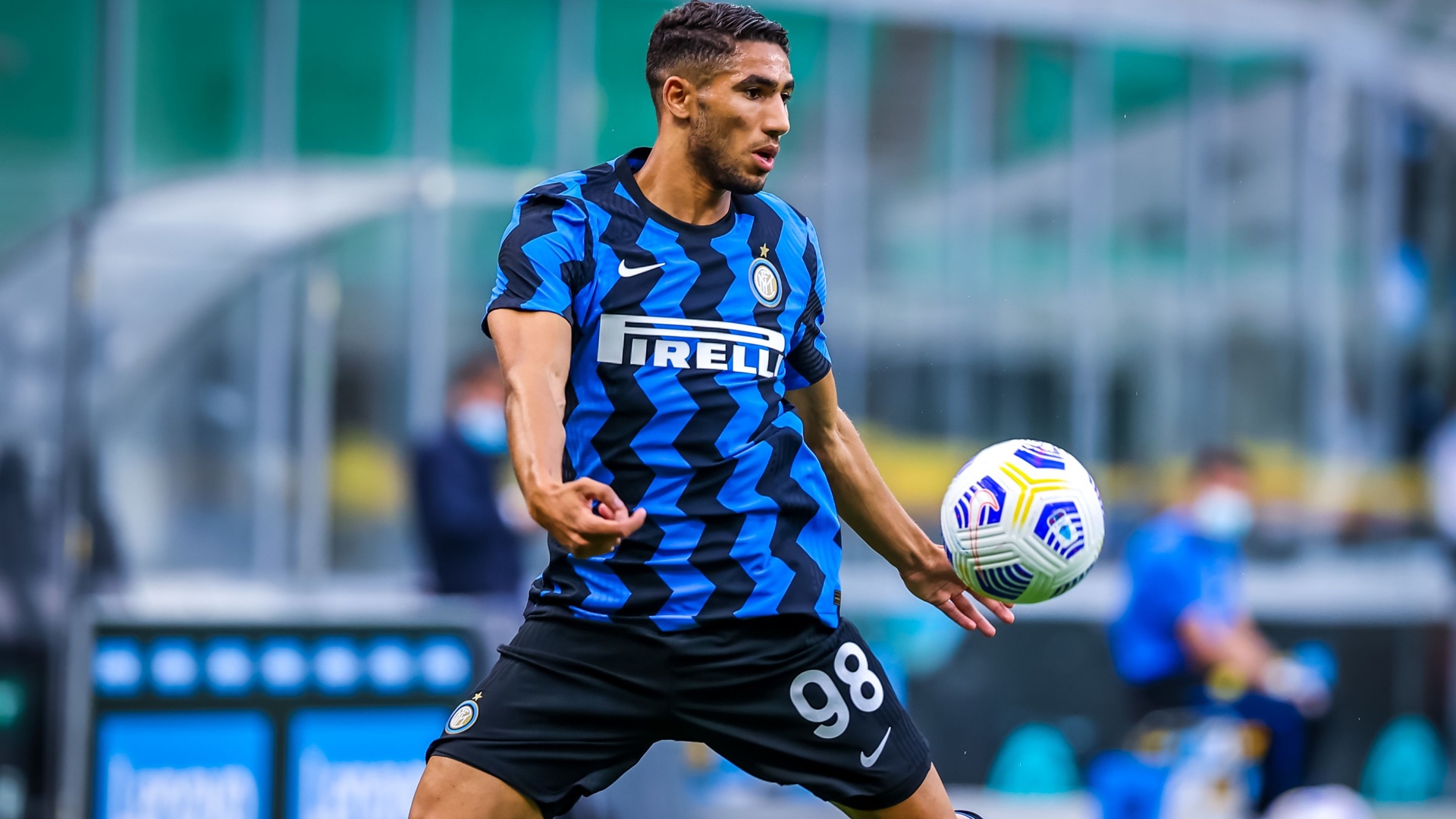 نادي ريال مدريد يرغب في التعاقد مع لاعبه السابق أشرف حكيمي