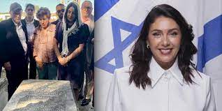 وزيرة النقل في إسرائيل تزور قبر جدها بمدينة العرائش