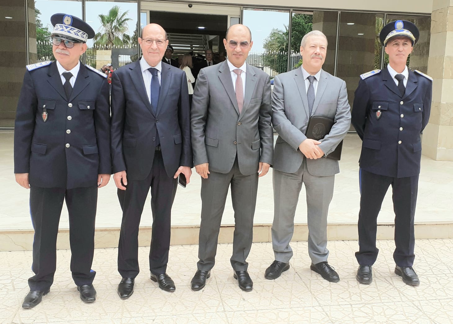 تازة: عامل الإقليم يترأس مراسيم تنصيب رئيس الأمن الجهوي الجديد.