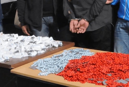 إحباط محاولة تهريب 8020 قرصا طبيا مخدرا