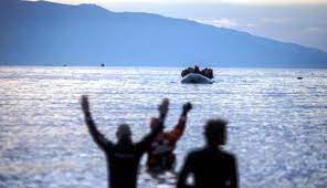 توقيف أربعة أشخاص يشتبه في ارتباطهم بشبكة إجرامية تنشط في تنظيم الهجرة غير المشروعة والاتجار بالبشر