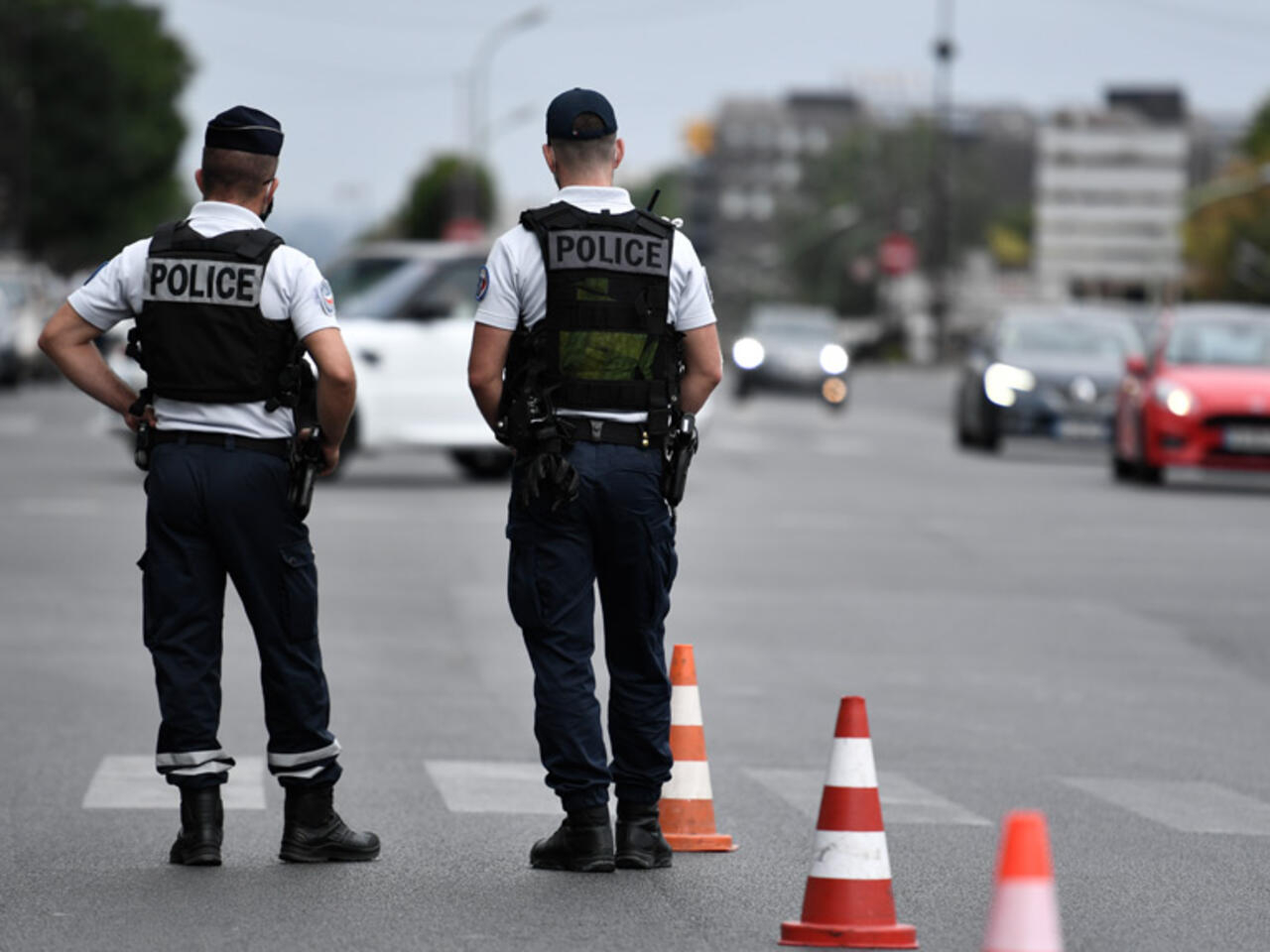 فتح تحقيق في فرنس بعد اكتشاف طرف إصبع في رسالة وردت إلى الإليزيه مقر إقامة الرئيس الفرنسي