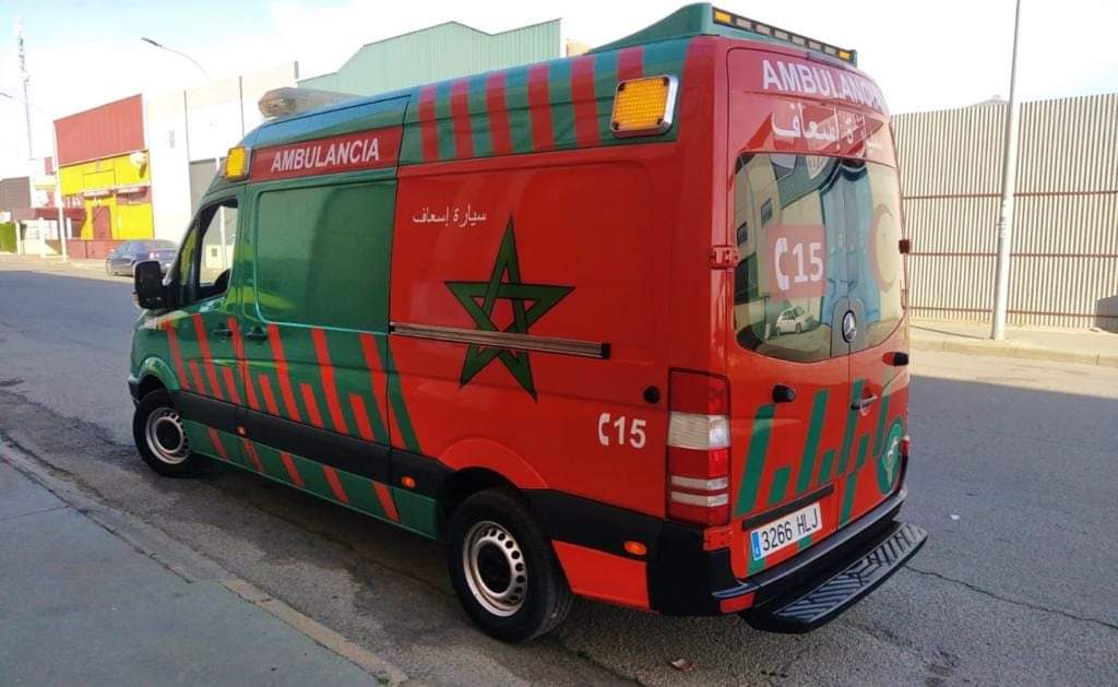 مجلس جهة الداخلة وادي الذهب يوقع اتفاقية من أجل تقديم  سيارات إسعاف للجهة