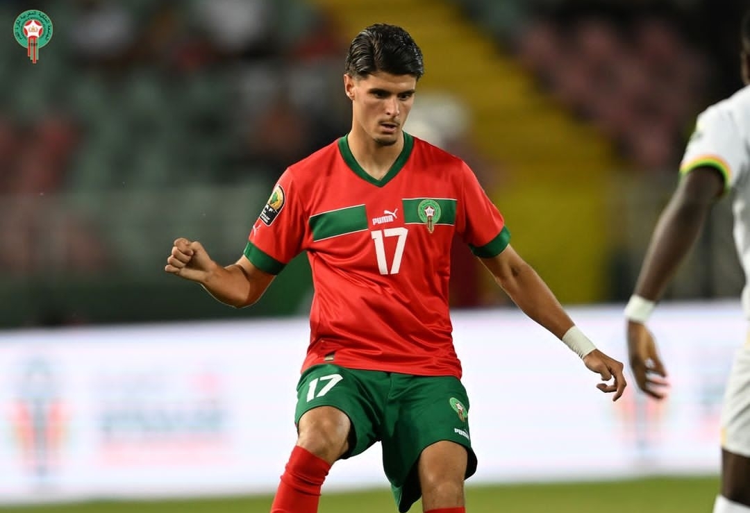 نادي بولونيا يسعى إلى ضم الدولي المغربي أسامة العزوزي