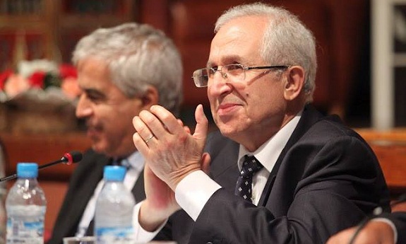 نجلة وزير الاتصال الأسبق المساري : أسرتي سلمت المكتبة الوطنية للمملكة المغربية حوالي 3 آلاف كتابٍ