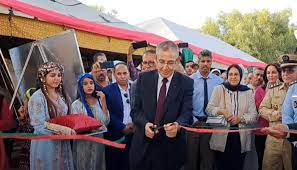 والي جهة بني ملال خنيفرة يدشن الطريق الرابطة بين دوار ايت اكعموش والطريق الإقليمية 3200