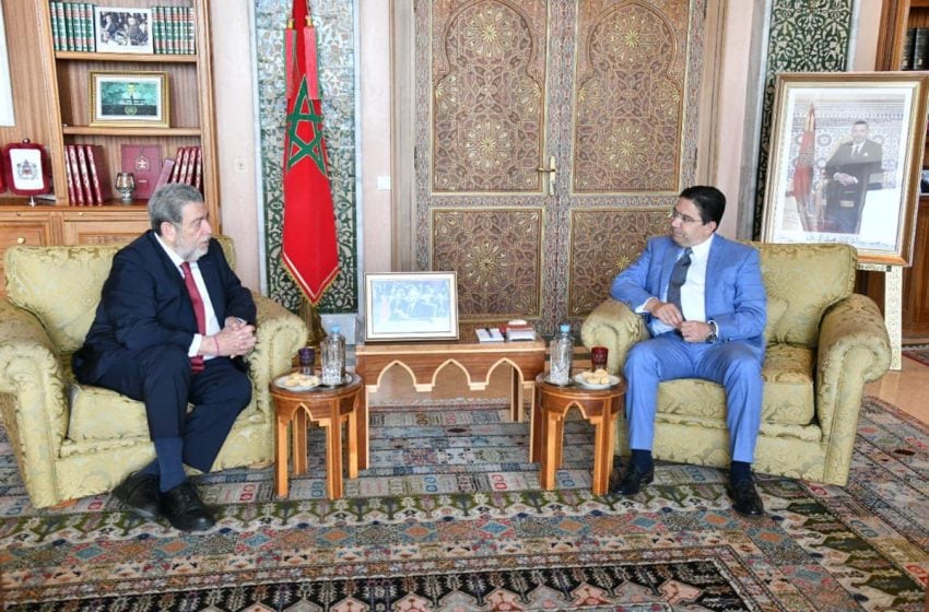 رالف غونسالفيس يشيد بريادة صاحب الجلالة الملك محمد السادس في إفريقيا