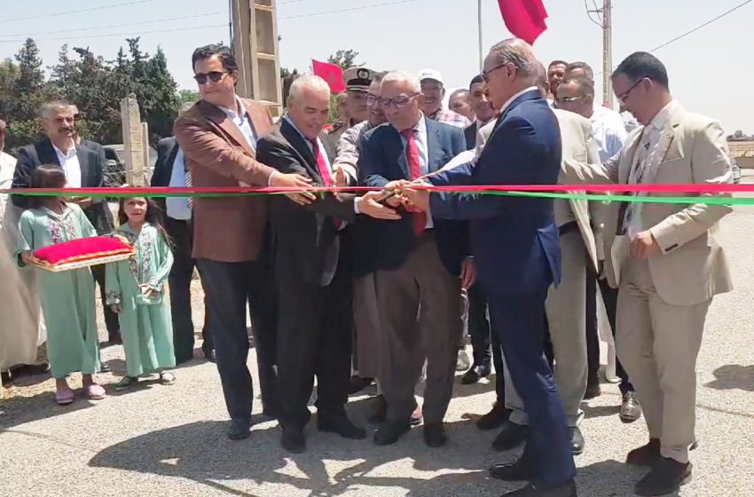 تدشين مشاريع البنى التحتية الطرقية بإقليم بنسليمان