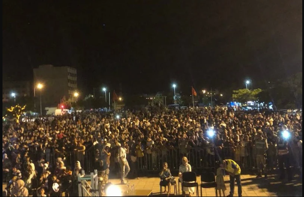 انطلاق فعاليات مهرجان “الأرز” للتراث الجبلي في نسخته الأولى بتارجيست