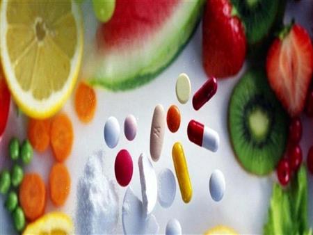 عشرات من العلامات دليل على نقص في الفيتامينات