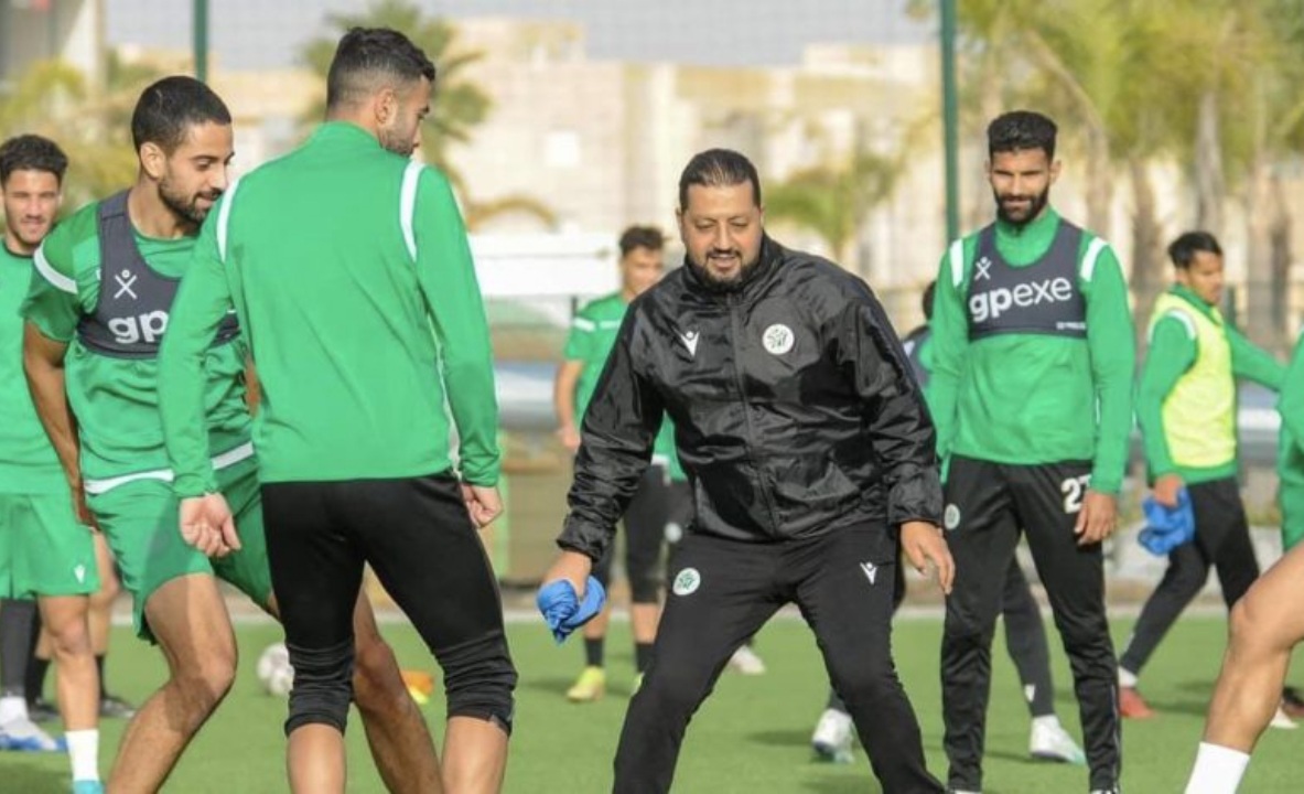 في أول حصة تدريب مبرمجة.. المدرب عمر نجحي يغادر المولودية الوجدية بشكل رسمي فمن سيخلفه ؟