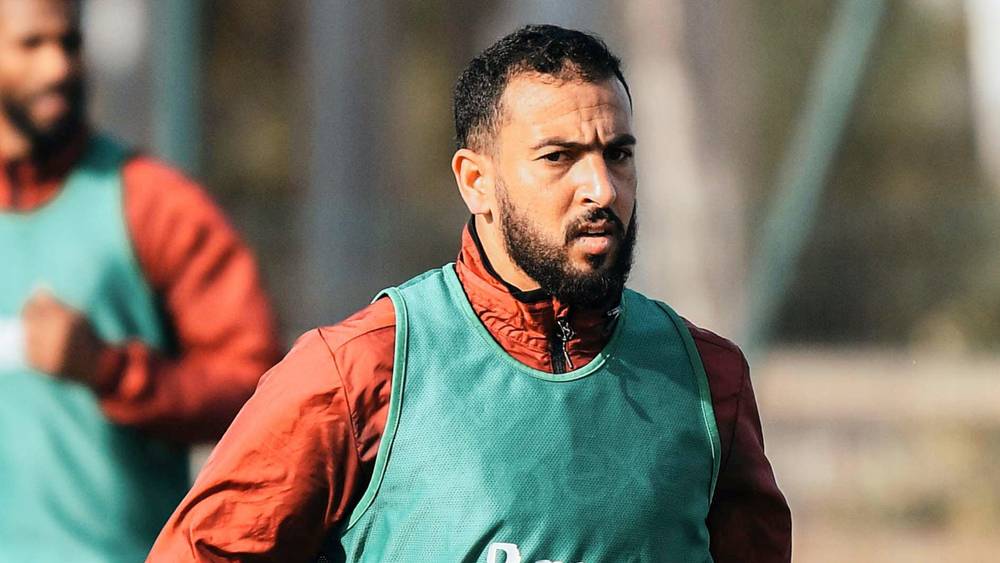 مهدي أوبيلا ينهي إرتباطه مع نهضة بركان بشكل ودي