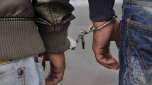 توقيف شخصين للاشتباه في تورطهما في حيازة وترويج المخدرات والمفرقعات والشهب النارية المهربة