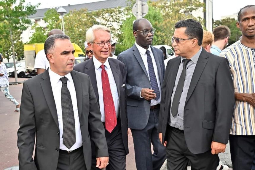 رئيس جماعة العرائش للمغرب في زيارة لمدينة كومبيني Compiegne