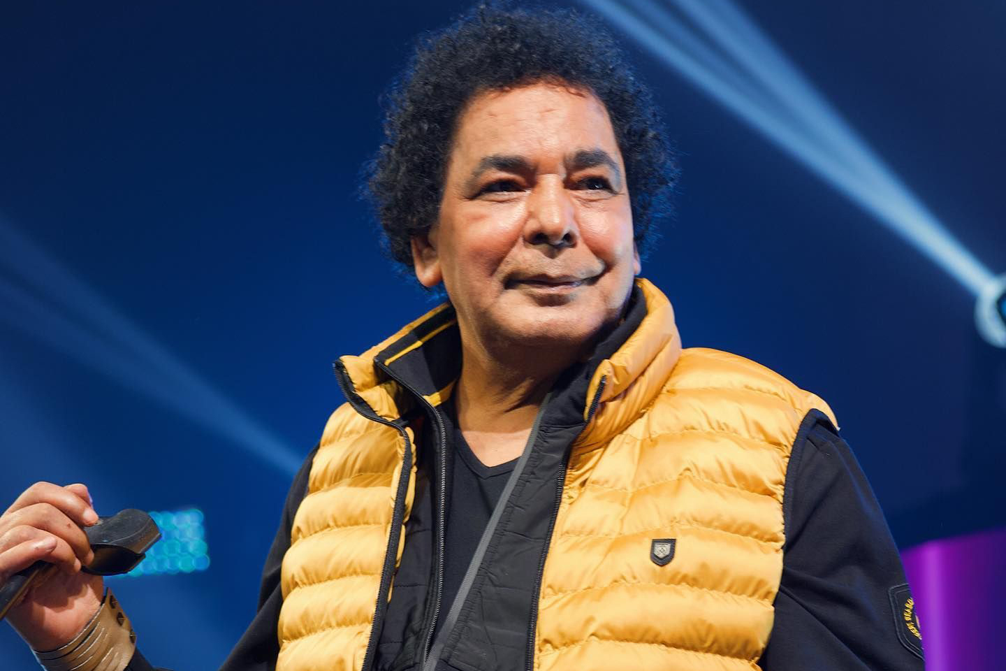 محمد منير يرفض عرضا من منصة “نتفليكس” لتقديم قصة حياته