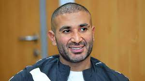 أحمد سعد يتجاهل أخبار طلاقه