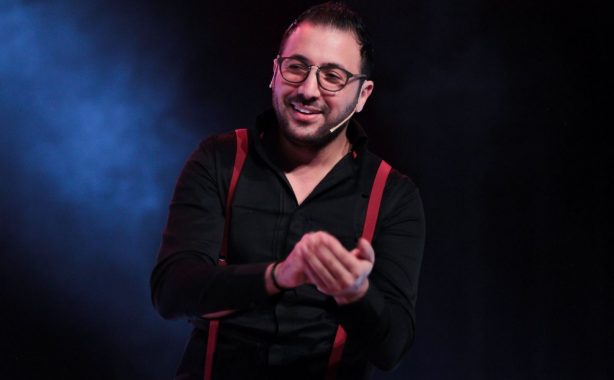 “إيكو ” يكشف عن تعرضه لحادث سير خطير