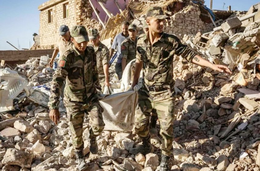  الآلاف من المغاربة بعموم مساجد المملكة يؤدون صلاة الغائب ترحما على أرواح شهداء زلزال منطقة الحوز