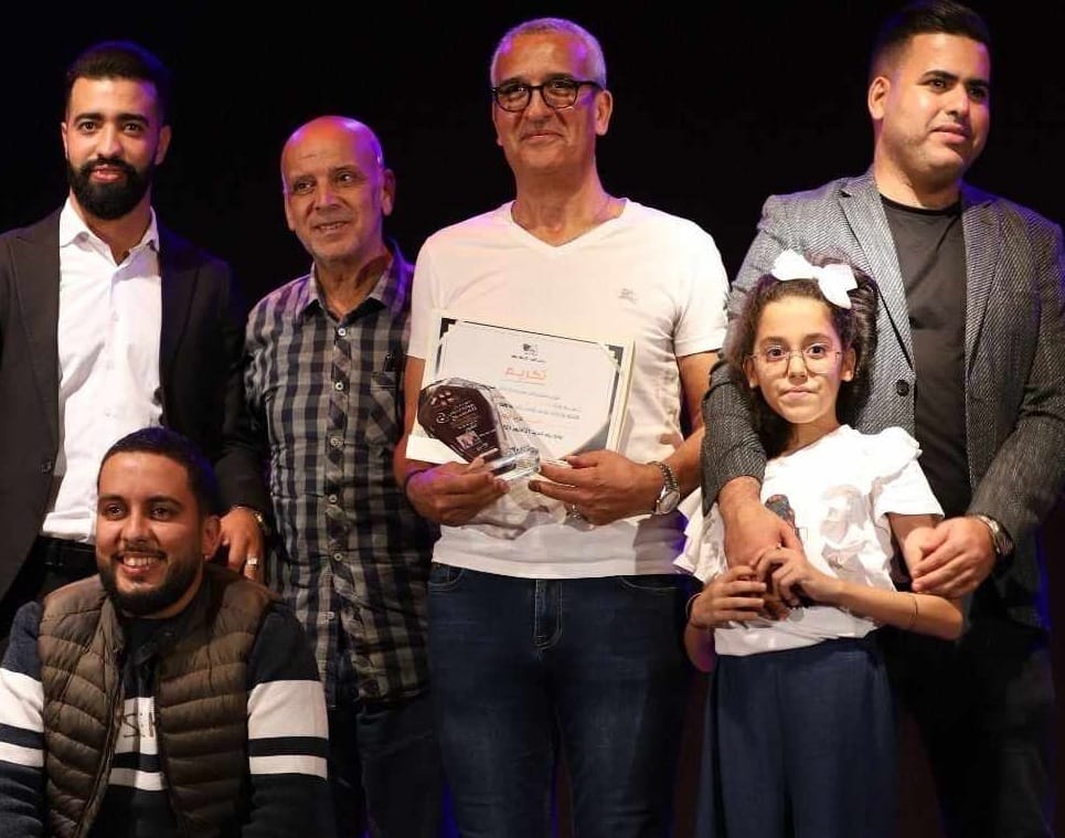 اختتام مهرجان هوارة الدولي للمسرح بتكريم عزيز بودربالة