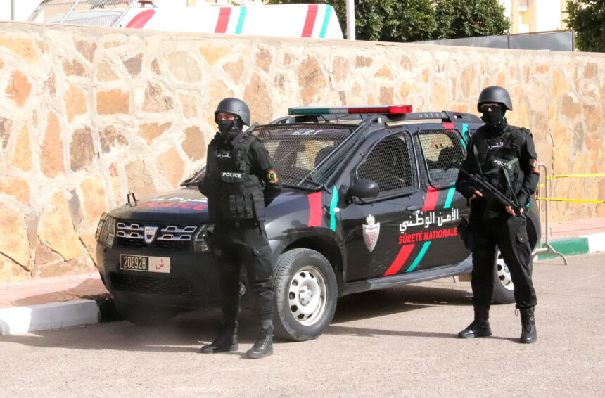 أحكام تراوحت بين عقوبة الإعدام والمؤبد بحق المتهمين بقتل والتمثيل بجثة شرطي أثناء مزاولته لمهامه