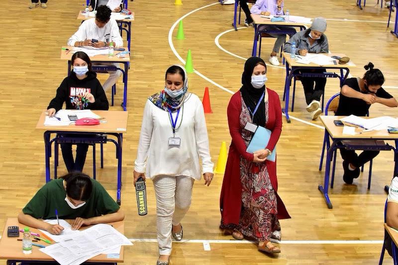 نسبة الفتيات في التخصصات العلمية والتقنية من إجمالي عدد تلاميذ الثانوي التأهيلي بلغت حوالي 70 %