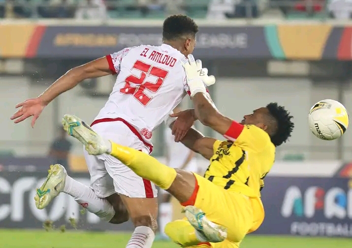 الجامعة الملكية المغربية لكرة القدم تفند أخبار عدم الترخيص لطائرة فريق انيمبا النيجيري النزول بالمغرب.