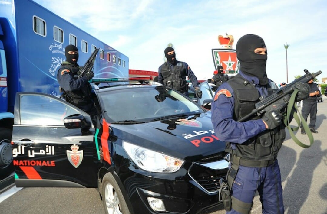 توقيف خمسة أشخاص يشتبه في ارتباطهم بنشاط شبكة إجرامية تنشط في التهريب الدولي للمخدرات والمؤثرات العقلية