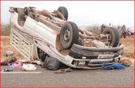 مصرع شخصان إثر انقلاب سيارة فلاحية على مستوى جماعة آيت مازيغ قيادة تيلوكيت بأزيلال.