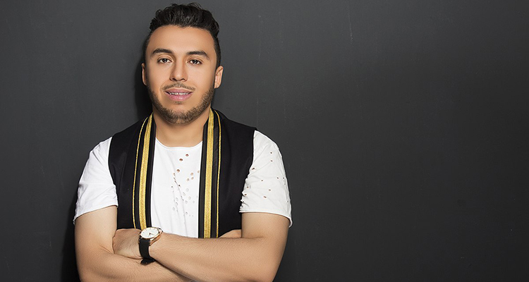 زكرياء الغافولي يشوق محبيه لأحدث أعماله الغنائية