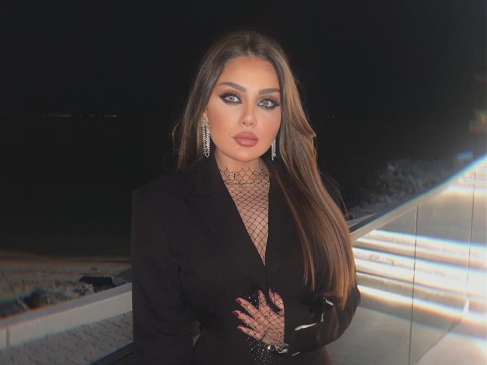 هيفاء وهبي تعلن انفصالها عن والد طفلتيها