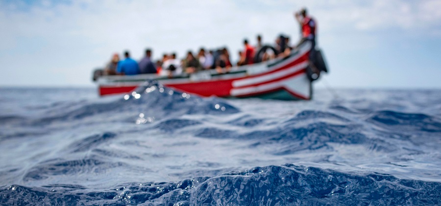 إنقاذ 288 مرشحا للهجرة غير الشرعية في المياه الإقليمية بجنوب المملكة.