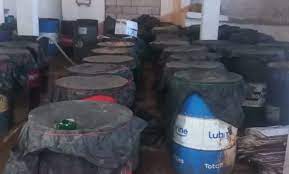 حجز ما يناهز نصف طن من مسكر ماء الحياة “الماحيا” بين منطقتي إنشادن وآيت اعميرة.