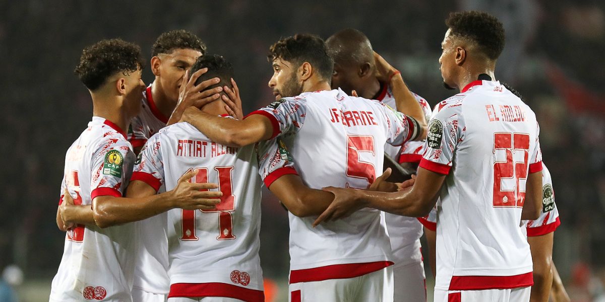 الوداد الرياضي ينتضر ردا من الكونفدرالية الإفريقية لكرة القدم بخصوص سفره إلى جنوب إفريقيا